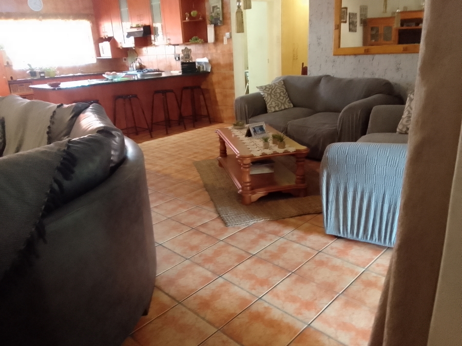 3 Bedroom Property for Sale in Oos Einde North West